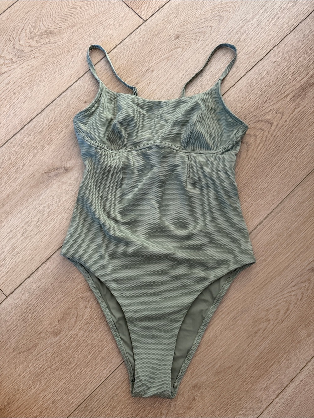 Lululemon Honeycomb Dip One Piece Swimsuit - Rosemary Green